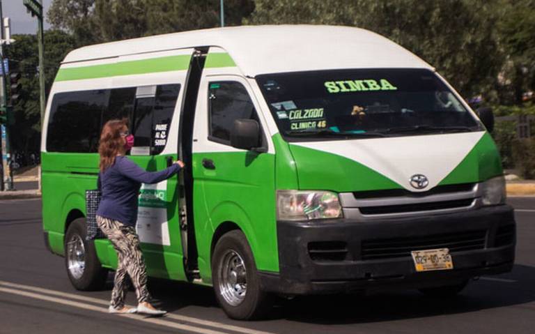 Someten a golpes a presunto ladrón de pasajeros en Edomex; su cómplice escapó [Video]