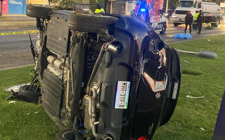 Arrollan y matan a hombre en Periférico Sur; el responsable termina volcado