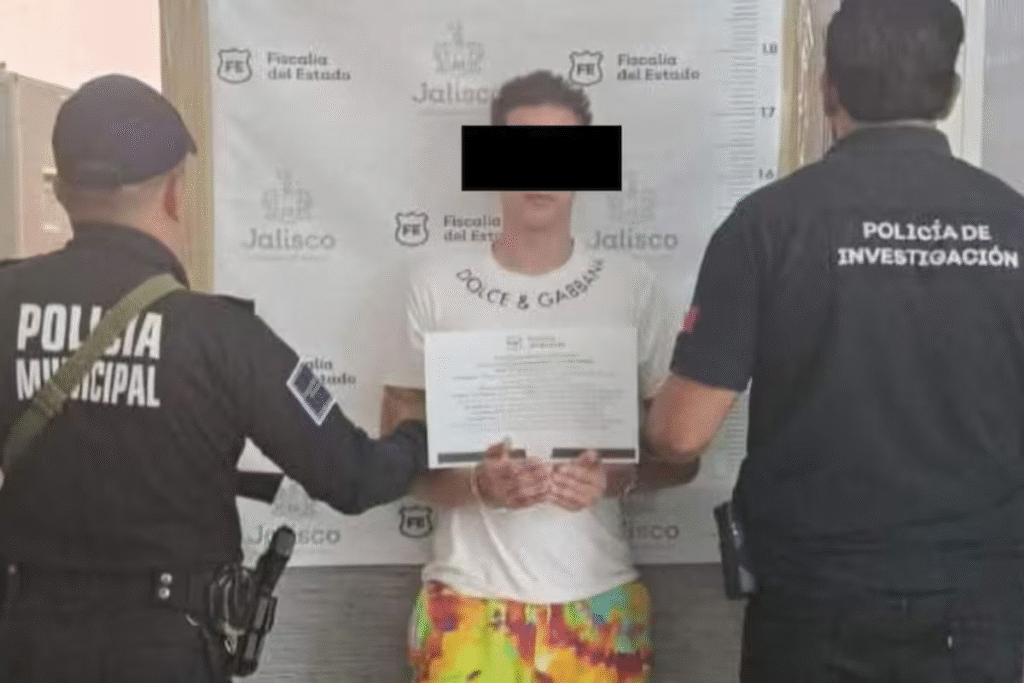 Detienen a Alex Marín, productor de películas de cine para adultos por trata de personas y explotación sexual