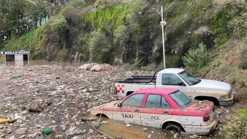 Desbordamiento de Presa Mixcoac deja impactantes imágenes de ríos de basura