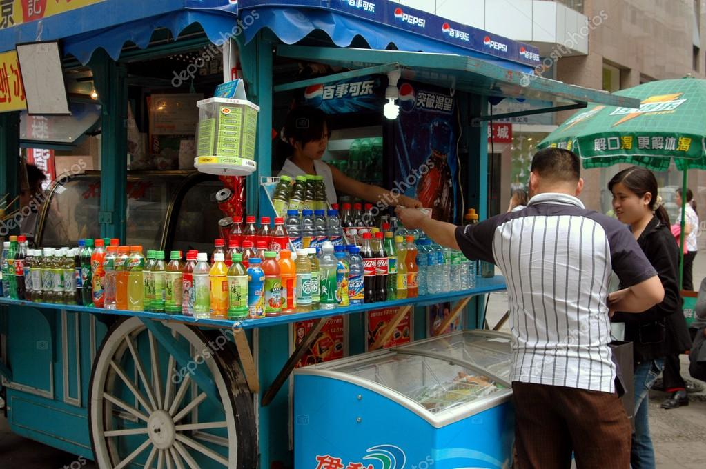 Ciudadanos se oponen  al aumento al impuesto a refrescos