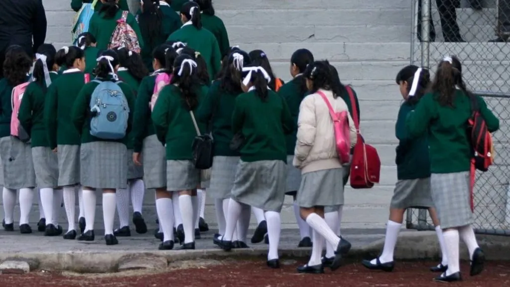 Niña es hospitalizada tras ser víctima de bullying en secundaria de Tláhuac